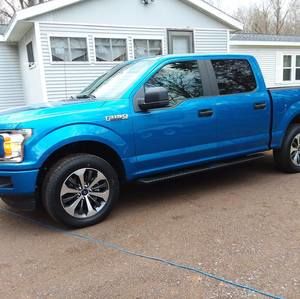 Meet your Posher, Linda